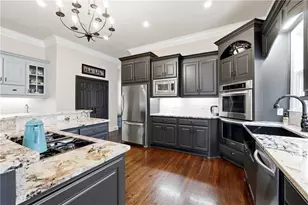 9885 Nature Mill Rd, Johns Creek, GA 30022 - Photo 16