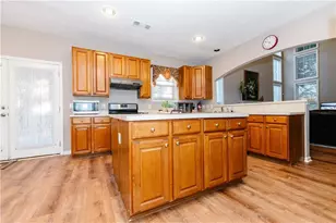 425 Martin Creek Way, Lawrenceville, GA 30045 - Photo 22