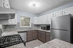 1306 Natchez Trace, Atlanta, GA 30350 - Photo 12