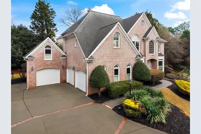 320 Commons Gate Court, Roswell, GA 30075 - Photo 2