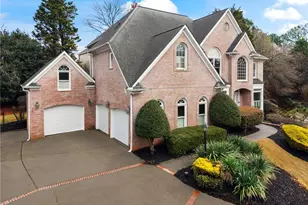 320 Commons Gate Ct, Roswell, GA 30075 - Photo 2