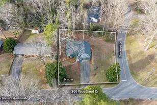 300 Woodland Dr, Calhoun, GA 30701 - Photo 4