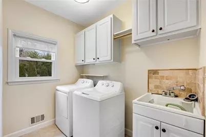 50 Lakecrest Circle, Suwanee, GA 30024 - Photo 8