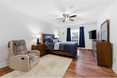 6851 Roswell Road #F15, Atlanta, GA 30328 - Photo 12