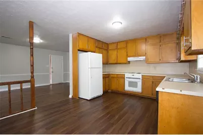 3252 Inez Drive, Snellville, GA 30078 - Photo 6