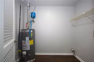 3252 Inez Dr, Snellville, GA 30078 - Photo 8