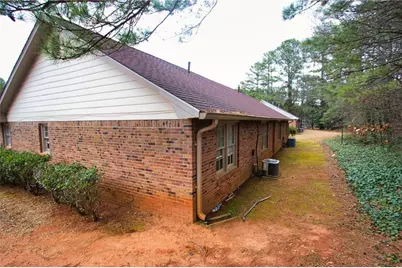 3252 Inez Drive, Snellville, GA 30078 - Photo 16