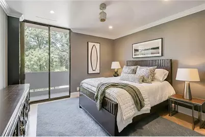 2575 Peachtree Road NE #7G, Atlanta, GA 30305 - Photo 20