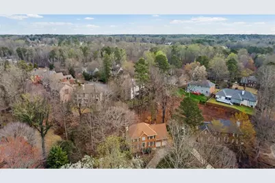 110 N Bluff, Alpharetta, GA 30004 - Photo 48
