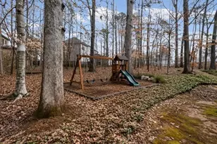 110 N Bluff, Alpharetta, GA 30004 - Photo 4