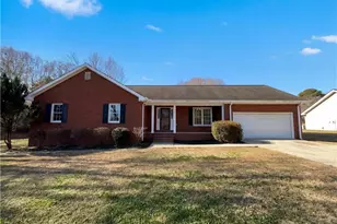 25 Buckeye Cir, Covington, GA 30016 - Photo 16