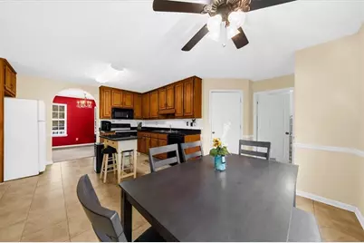 900 Willow Springs Court, Loganville, GA 30052 - Photo 8