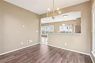 1726 Taynton Circle NW, Kennesaw, GA 30152 - Photo 4