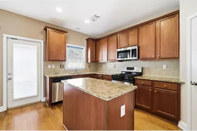 2532 Village Creek Landing SE, Atlanta, GA 30316 - Photo 8