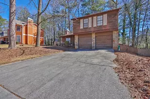 5409 Biffle Downs Rd, Stone Mountain, GA 30088 - Photo 2