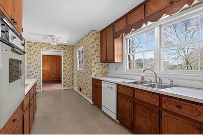 2569 Sky Lane Drive, Marietta, GA 30062 - Photo 12