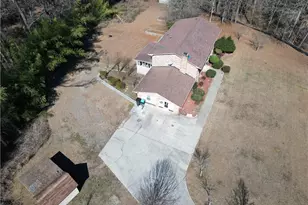 2220 Sunny Hill Rd, Lawrenceville, GA 30043 - Photo 12