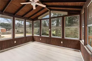 4231 Gladney Dr, Atlanta, GA 30340 - Photo 12