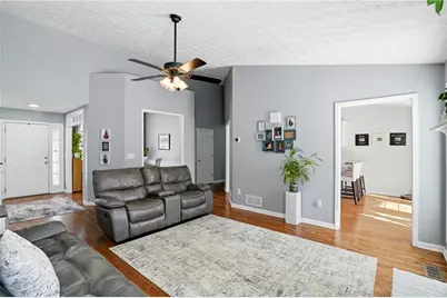 225 Dunagan Dr, Lawrenceville, GA 30045 - Photo 8