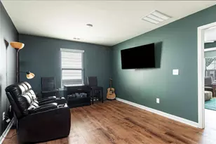 852 Regal Ln SW, Atlanta, GA 30331 - Photo 18
