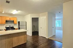 3010 Fields Dr, Lithonia, GA 30038 - Photo 6