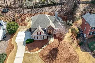 1001 Chestnut Hill Rd SW, Marietta, GA 30064 - Photo 2