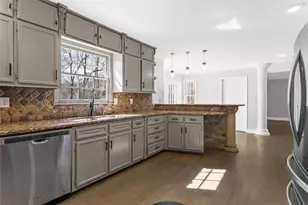 331 Freshman Dr, Lawrenceville, GA 30044 - Photo 16