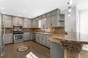 331 Freshman Dr, Lawrenceville, GA 30044 - Photo 14