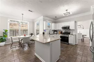 3713 Golden Ive Dr, Buford, GA 30519 - Photo 18