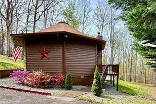 163 Beauregards Knob, Ellijay, GA 30536 - Photo 2