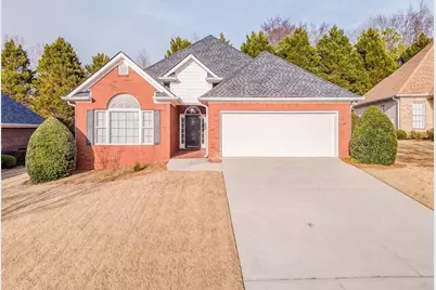114 Vinings Way, Calhoun, GA 30701 - Photo 1