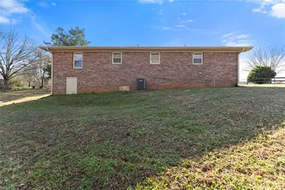 431 Clover Leaf Road, Cleveland, GA 30528 - Photo 2