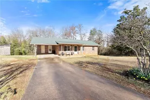 431 Clover Leaf Rd, Cleveland, GA 30528 - Photo 32