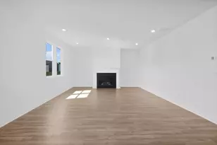 4008 Laurant Path, Flowery Branch, GA 30542 - Photo 8