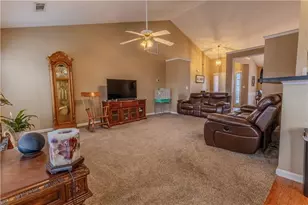 3385 Stoneleigh Run Dr, Buford, GA 30519 - Photo 12