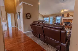 3385 Stoneleigh Run Dr, Buford, GA 30519 - Photo 34