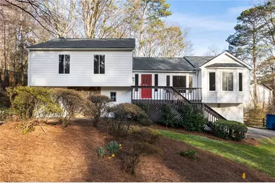 220 Wickerberry Hollow, Roswell, GA 30075 - Photo 2