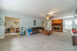 2128 Pinehurst Ln, Snellville, GA 30078 - Photo 2