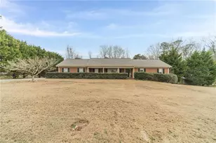 2128 Pinehurst Ln, Snellville, GA 30078 - Photo 24