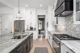 1941 Royal Ct, Atlanta, GA 30341 - Photo 16