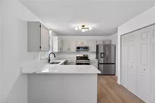 511 Lakeside Dr, Hiram, GA 30141 - Photo 16