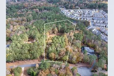 3357 Rising Fawn Trail, Suwanee, GA 30024 - Photo 2