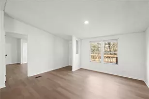 4548 Old Cornelia Hwy, Gainesville, GA 30507 - Photo 8