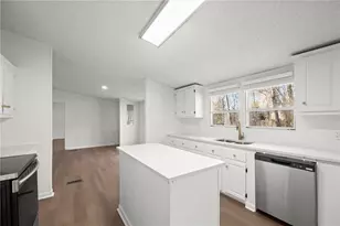 4548 Old Cornelia Hwy, Gainesville, GA 30507 - Photo 12