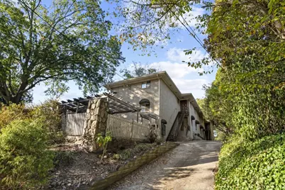 394 6th Street NE #2, Atlanta, GA 30308 - Photo 30