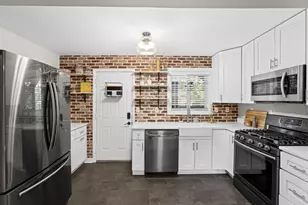 394 6th St NE, Atlanta, GA 30308 - Photo 6