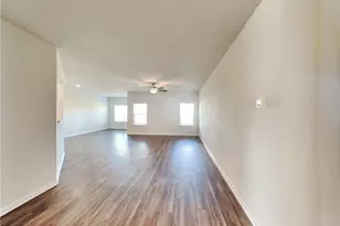 1247 Fendt Dr, Locust Grove, GA 30248 - Photo 4