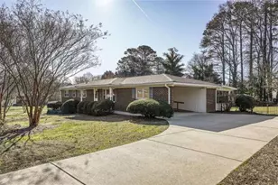 2889 Chestnut Grove Dr, Austell, GA 30106 - Photo 4