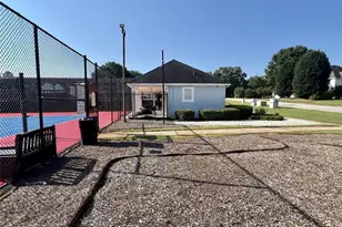 4063 Sweetwater Pkwy, Ellenwood, GA 30294 - Photo 6