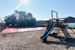 4063 Sweetwater Pkwy, Ellenwood, GA 30294 - Photo 4